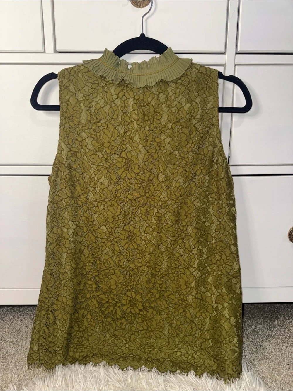 J. Crew — Sleeveless Ruffle Keyhole Top in Moss Green — S Tall